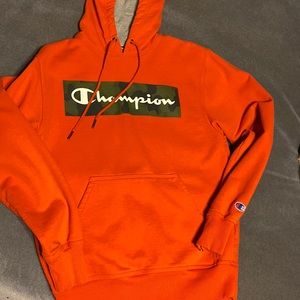 Mens small blaze orange / camo Champion hoodie excellent